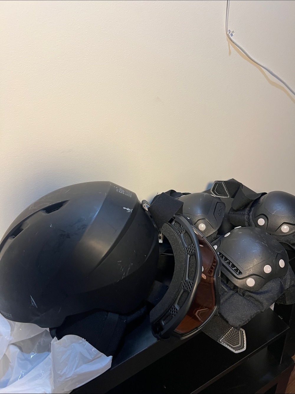 Matte Black Snow Helmet with Tinted Goggles elbow and knee protection